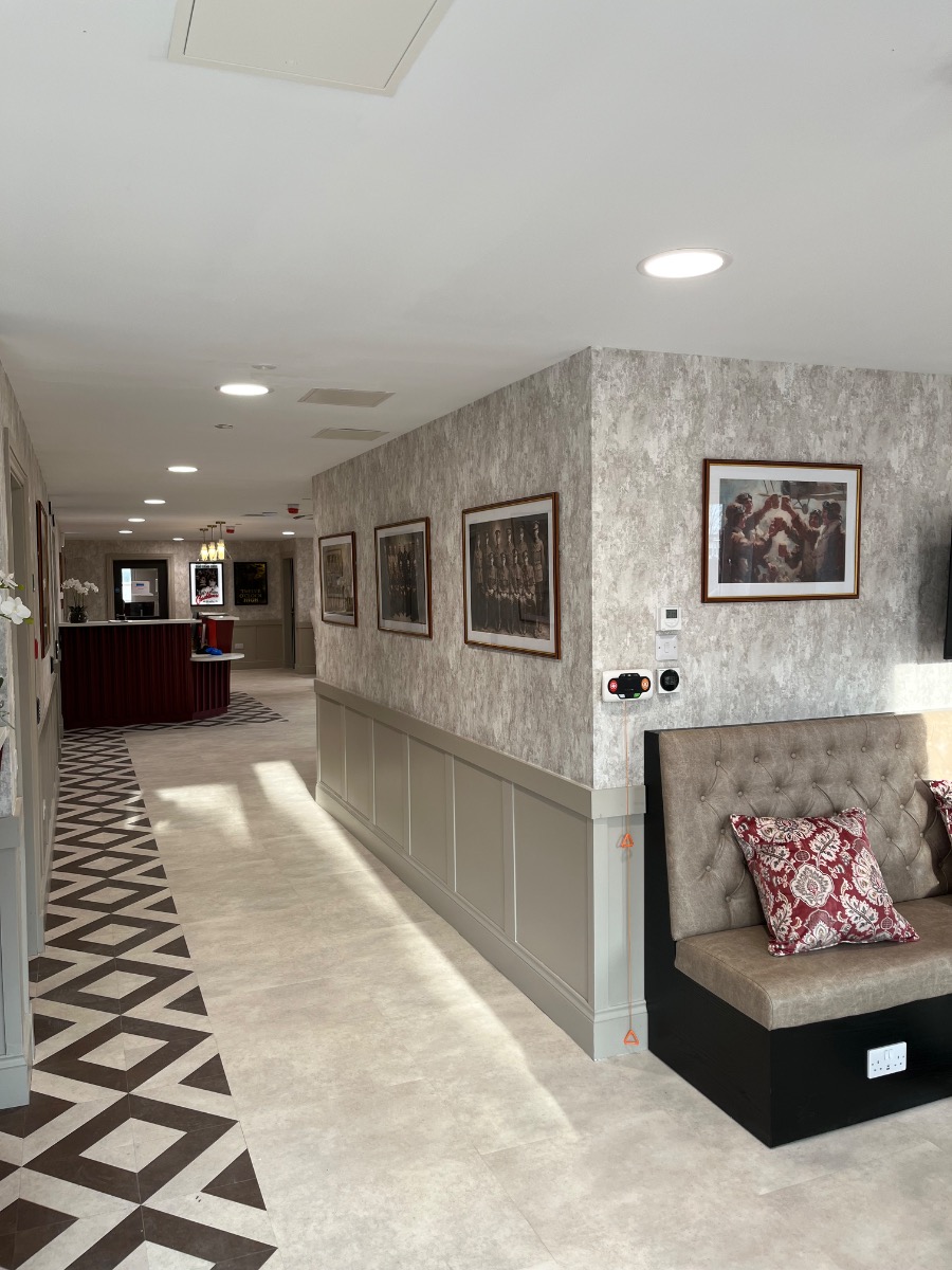 Painter and Decorator: Image 1